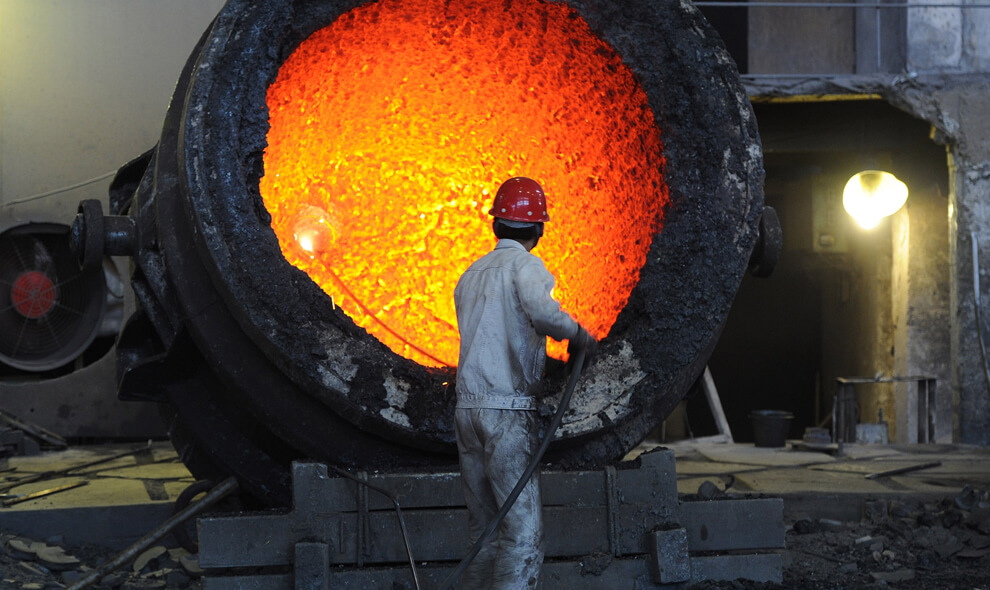 Refractory Gunning Machine For Repairing Of Furnaces