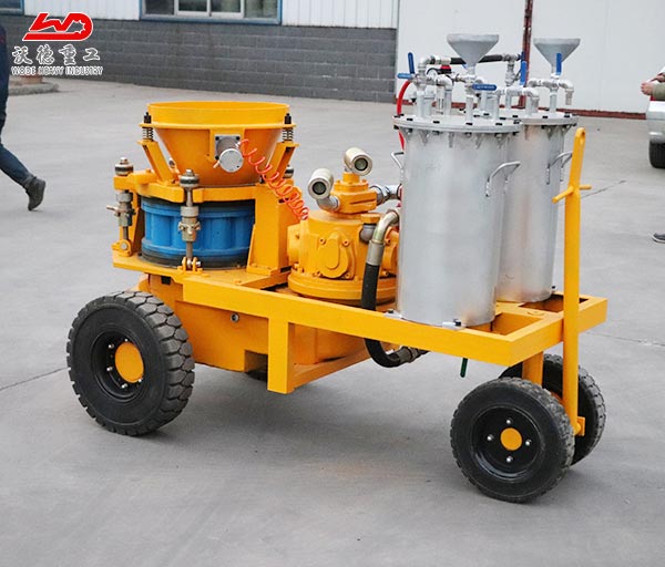 wet concrete spraying machine